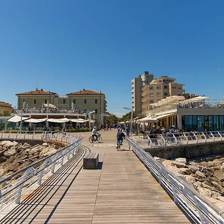 Zara D'amare A 10 Metri Dalla By Yohome Апартаменти Пезаро