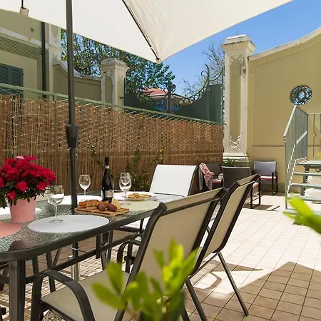 Zara D'amare A 10 Metri Dalla By Yohome 佩萨罗