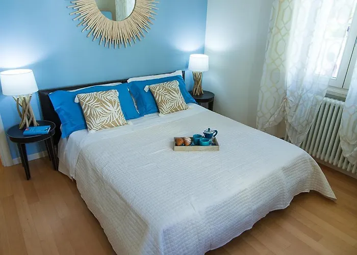 Zara D'amare A 10 Metri Dalla By Yohome * Pésaro